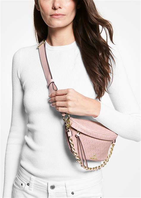 MICHAEL Michael Kors Slater Extra Small Sling Bag.